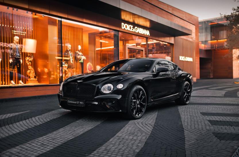 Есть повод подарить Bentley! - изображение IMG_9658-e1711631189291 на luxuryselection.ru!