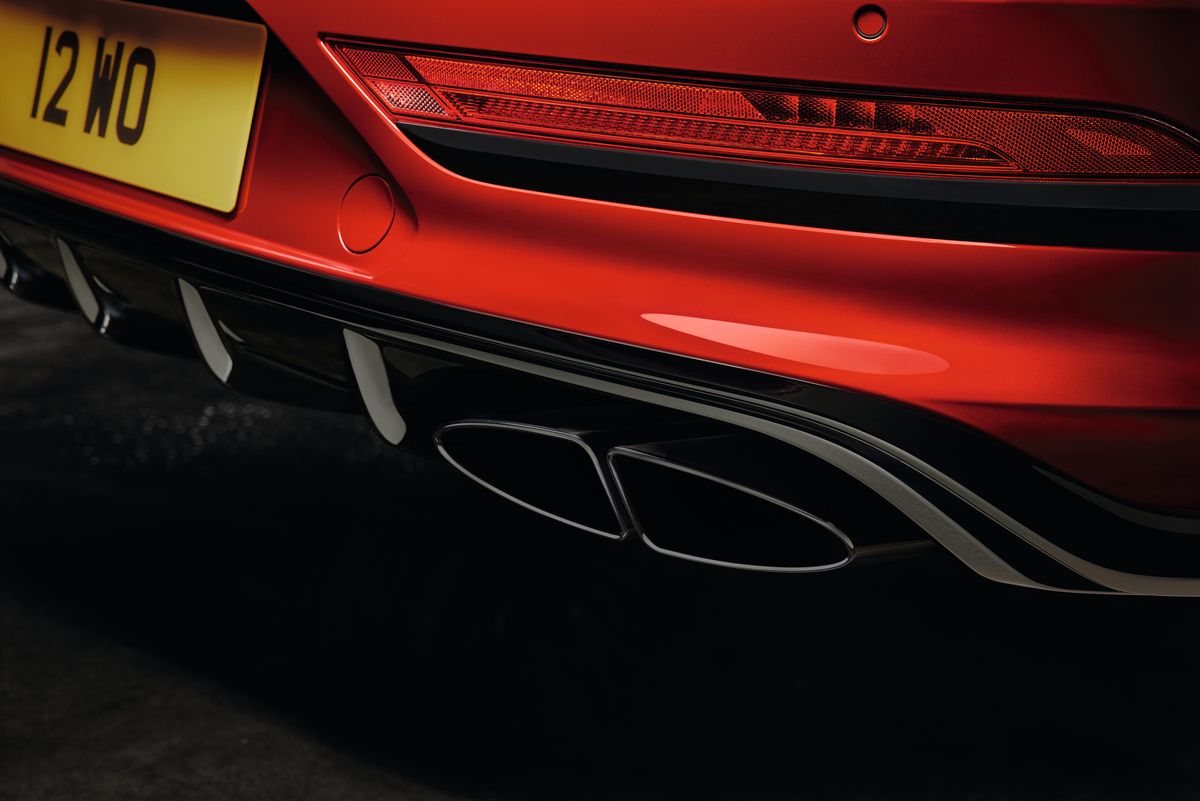 BENTLEY BENTAYGA S - изображение ------------1 на luxuryselection.ru!