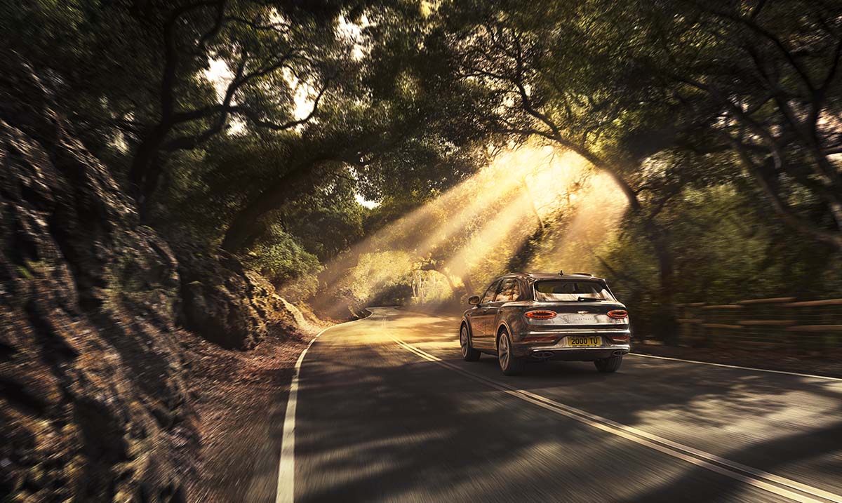 НОВЫЙ BENTLEY BENTAYGA - изображение ------------_-----------------------------_---------------3 на luxuryselection.ru!