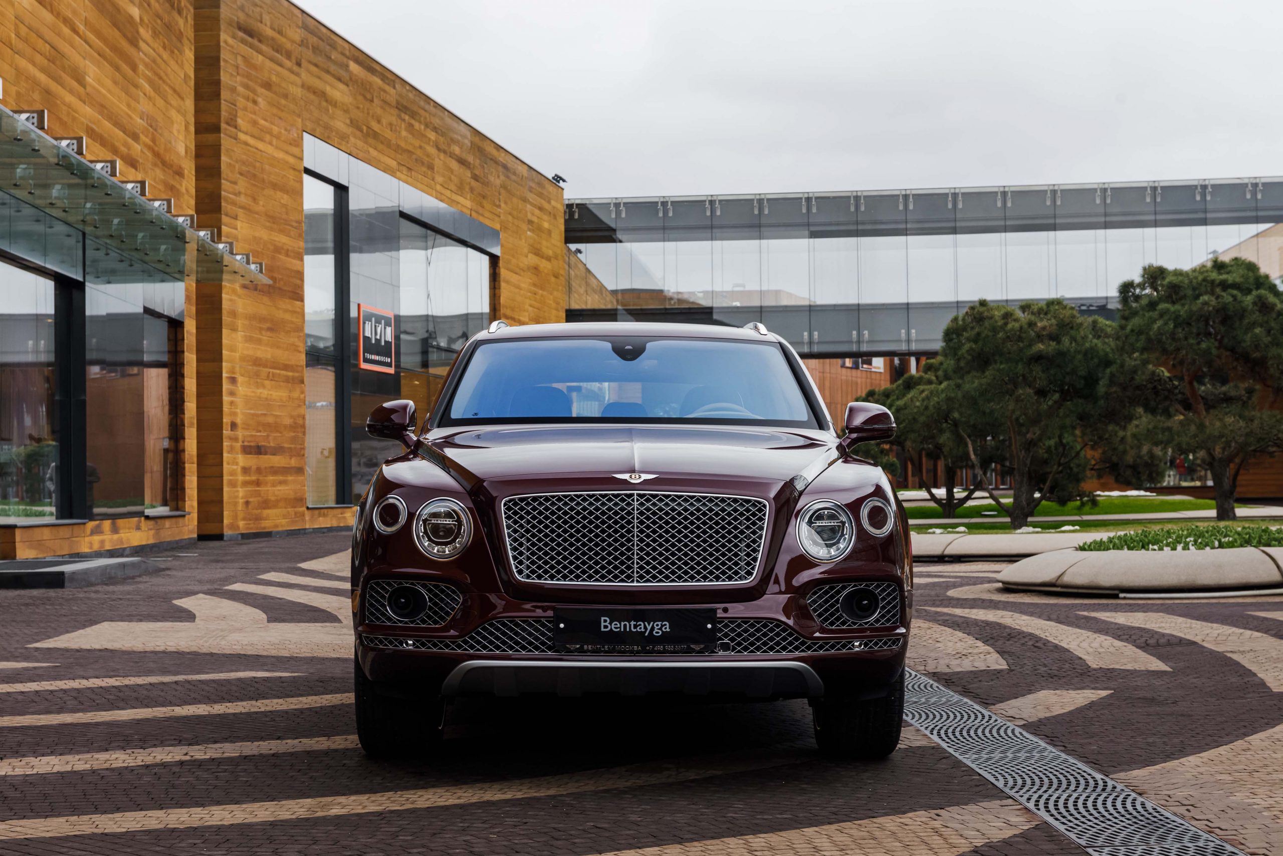 ВАШЕ ПРЕИМУЩЕСТВО НА BENTLEY BENTAYGA - изображение 02042020_Bentley_039-scaled на luxuryselection.ru!