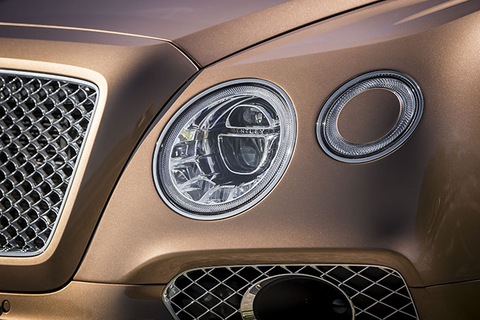 РОССИЙСКАЯ ПРЕМЬЕРА BENTAYGA В «BENTLEY МОСКВА» - изображение 15 на luxuryselection.ru!