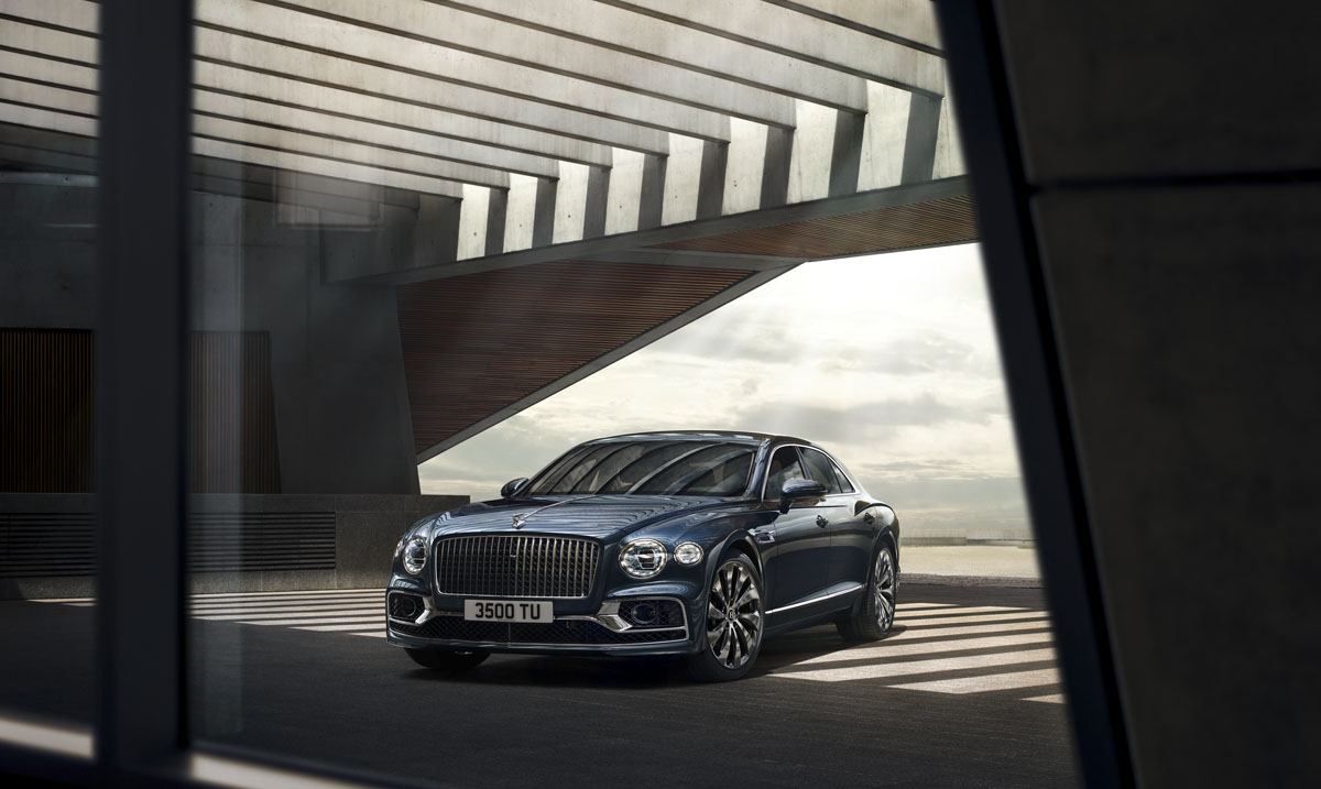 НОВЫЙ BENTLEY FLYING SPUR - изображение 202 на luxuryselection.ru!