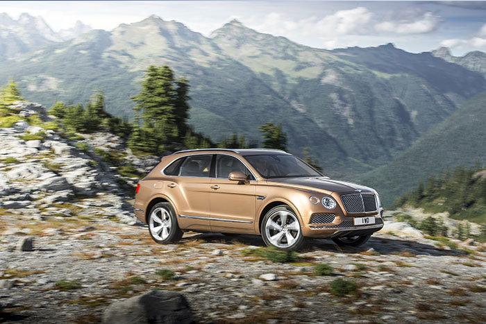 РОССИЙСКАЯ ПРЕМЬЕРА BENTAYGA В «BENTLEY МОСКВА» - изображение 25 на luxuryselection.ru!