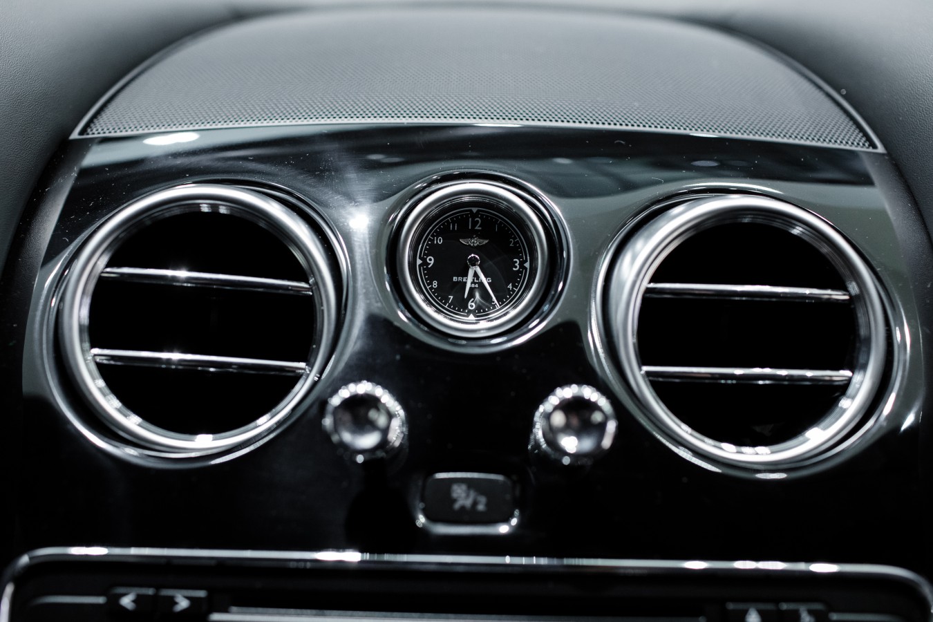 СОЗДАНО ВРУЧНУЮ В ВЕЛИКОБРИТАНИИ, ВЫБРАНО С ЛЮБОВЬЮ В РОССИИ - изображение 251217_Flying_010 на luxuryselection.ru!