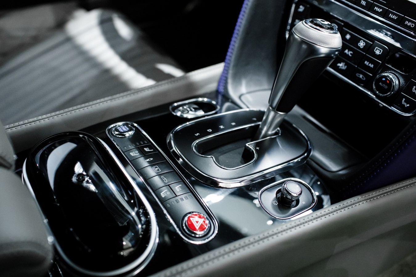 СОЗДАНО ВРУЧНУЮ В ВЕЛИКОБРИТАНИИ, ВЫБРАНО С ЛЮБОВЬЮ В РОССИИ - изображение 251217_Flying_011 на luxuryselection.ru!