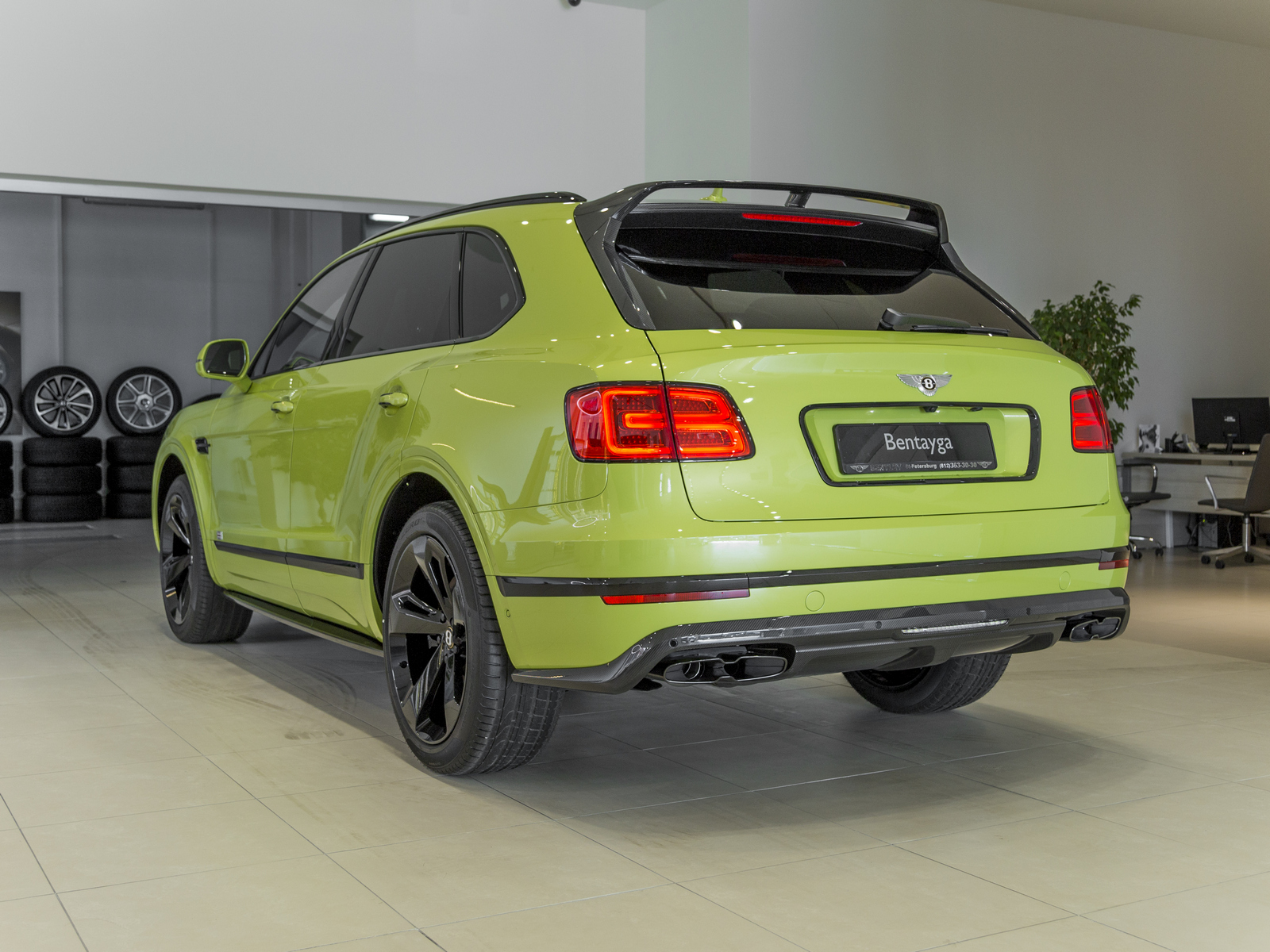 Bentley Bentayga: финальная коллекция 2020 - изображение 6-4 на luxuryselection.ru!