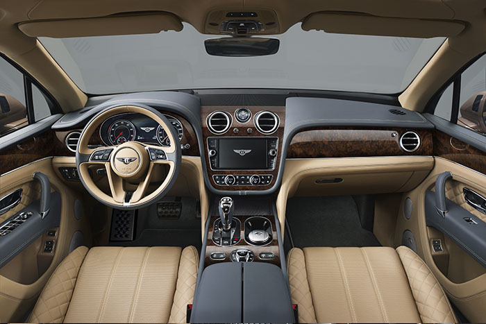 РОССИЙСКАЯ ПРЕМЬЕРА BENTAYGA В «BENTLEY МОСКВА» - изображение 73 на luxuryselection.ru!