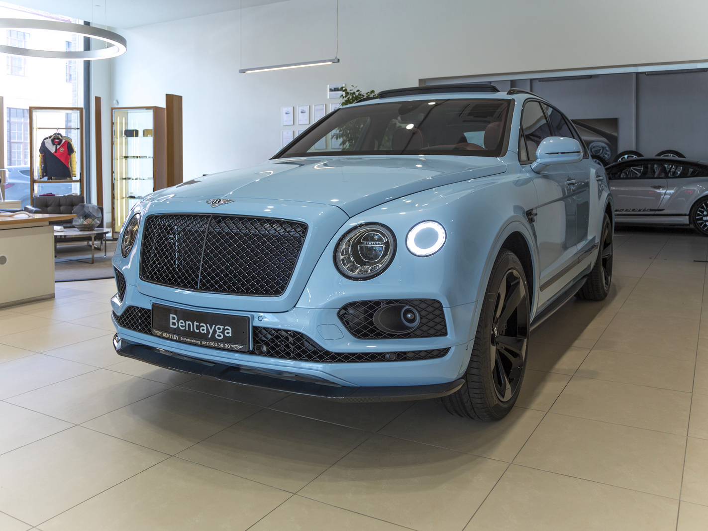 Bentley Bentayga: финальная коллекция 2020 - изображение 8-5 на luxuryselection.ru!