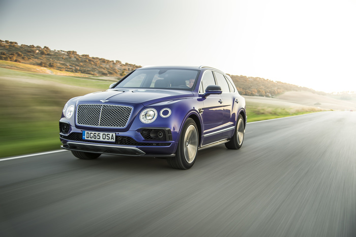 ПЕРВЫЙ ВНЕДОРОЖНИК BENTLEY BENTAYGA УЖЕ В САЛОНАХ - изображение 93 на luxuryselection.ru!