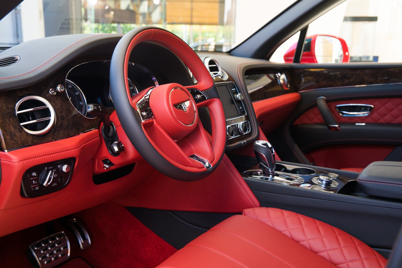 LADY`S COLLECTION SPB - изображение ABC_7268 на luxuryselection.ru!