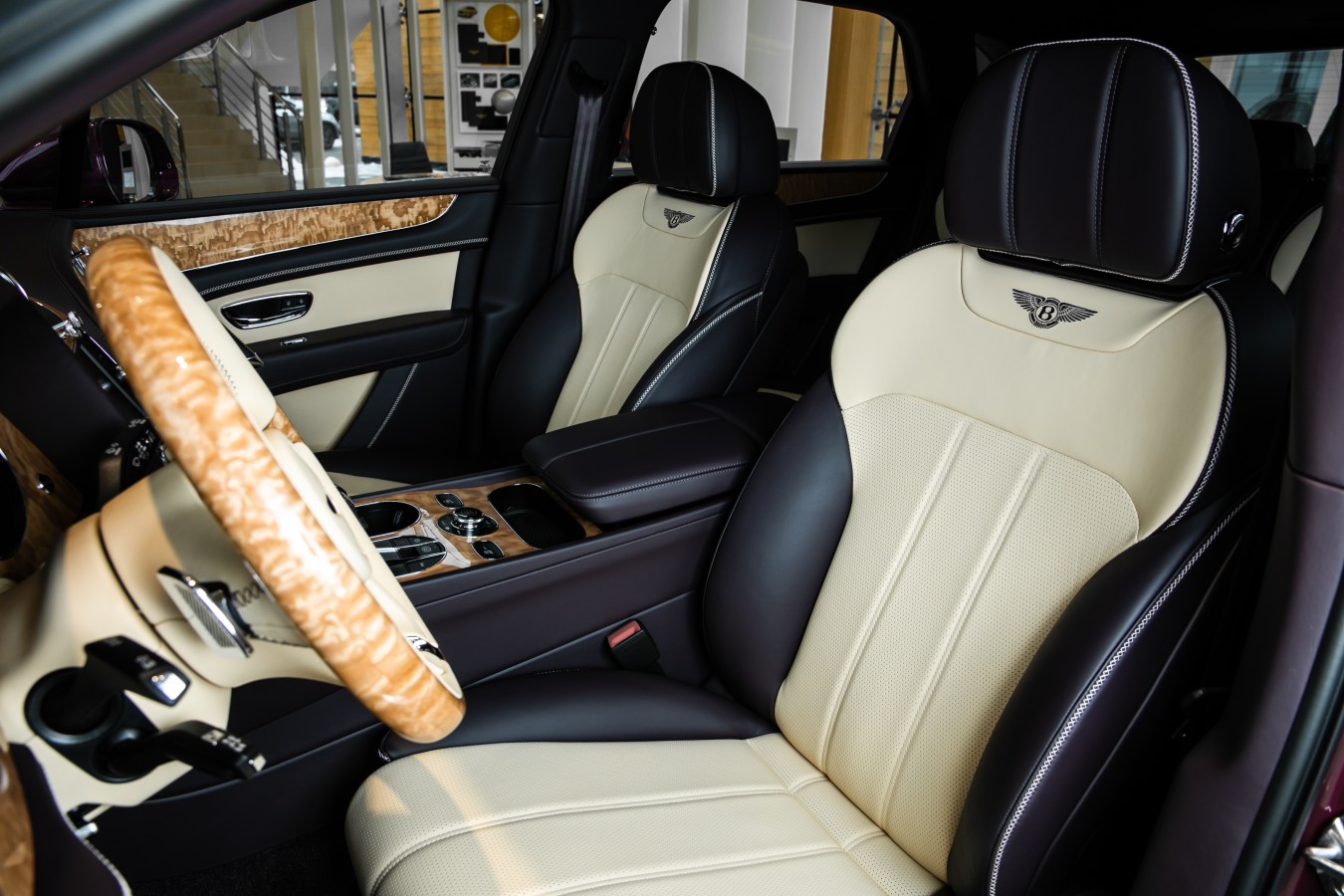 LADY`S COLLECTION SPB - изображение Bentayga-Diesel_008 на luxuryselection.ru!