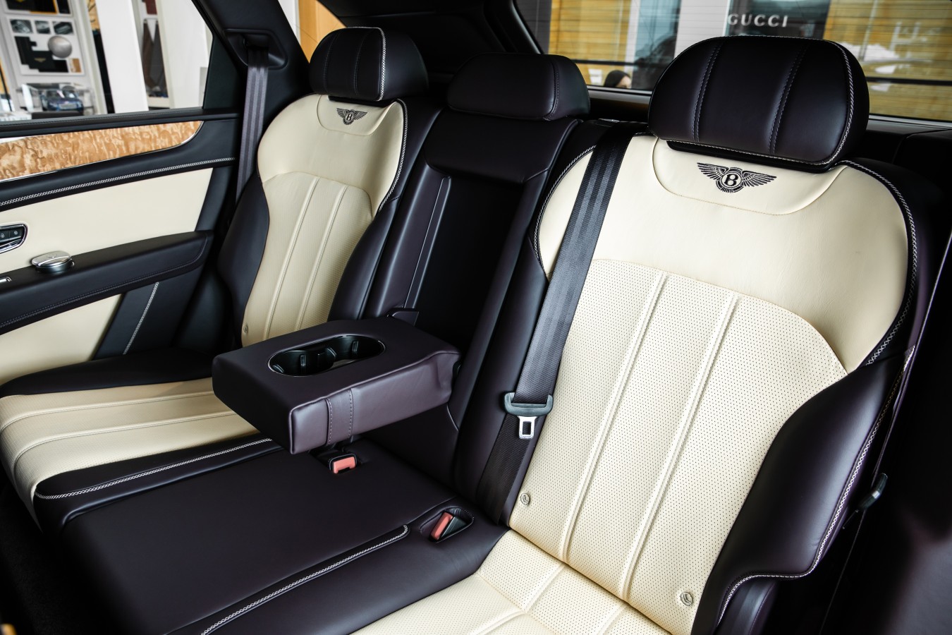 LADY`S COLLECTION SPB - изображение Bentayga-Diesel_010 на luxuryselection.ru!