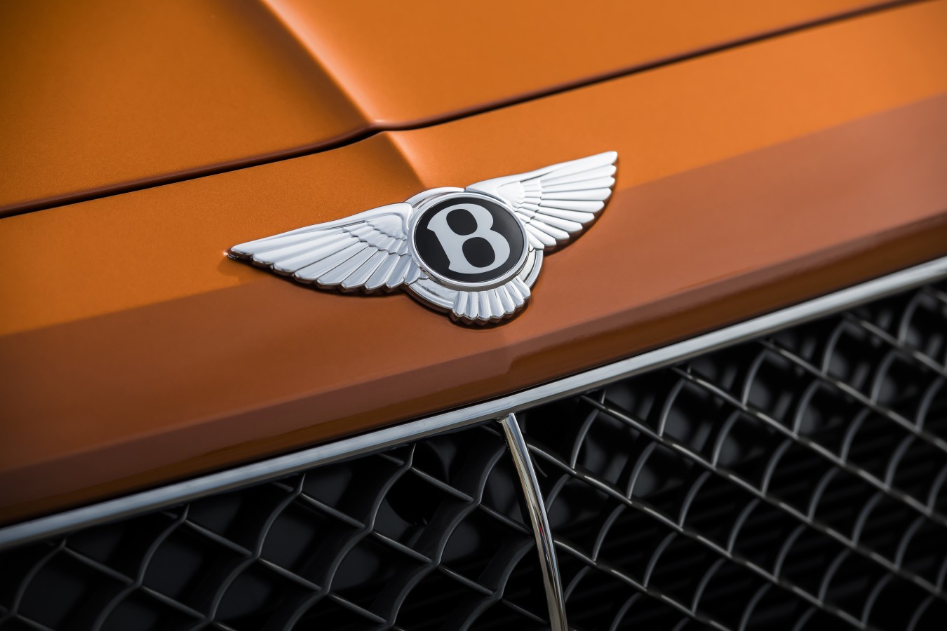 НОВЫЙ BENTLEY BENTAYGA SPEED - изображение Bentayga-Speed-14 на luxuryselection.ru!