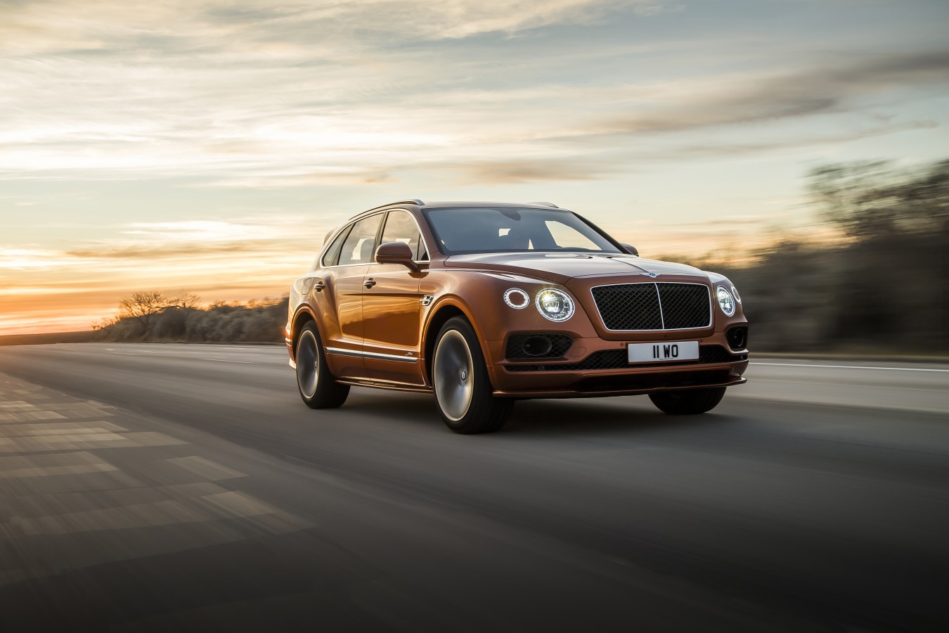 НОВЫЙ BENTLEY BENTAYGA SPEED - изображение Bentayga-Speed-4 на luxuryselection.ru!