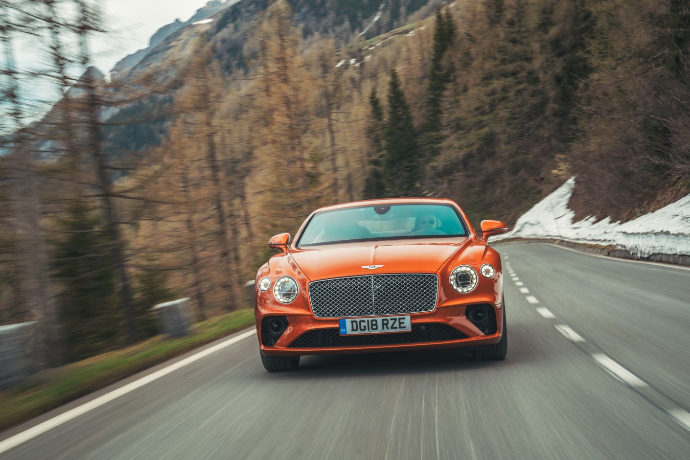 НОВЫЙ BENTLEY CONTINENTAL GT – УЖЕ В ШОУ-РУМАХ - изображение Bentley-Continental-GT-Orange-Flame-12 на luxuryselection.ru!