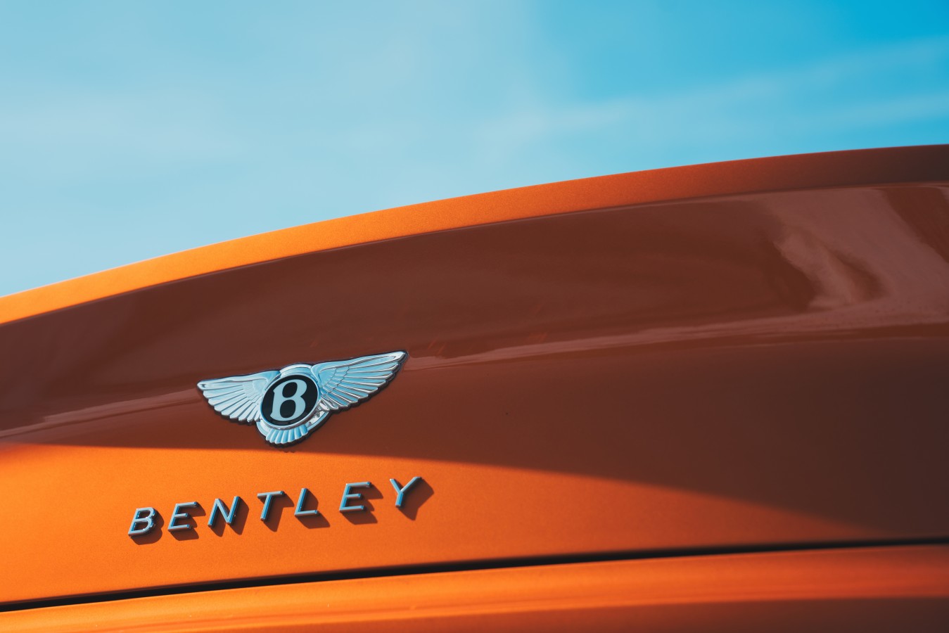 НОВЫЙ BENTLEY CONTINENTAL GT – УЖЕ В ШОУ-РУМАХ - изображение Bentley-Continental-GT-Orange-Flame-34 на luxuryselection.ru!