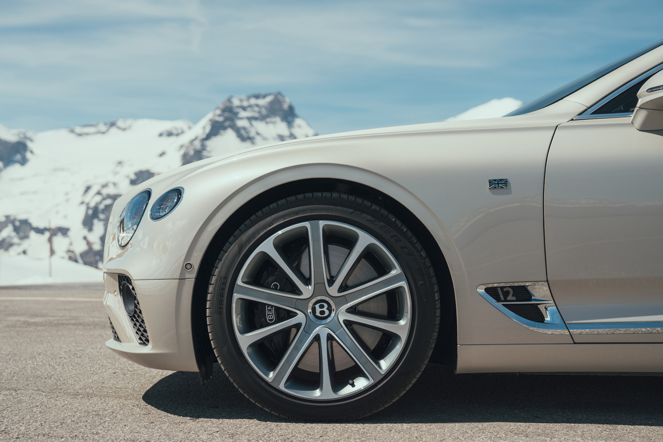 БЕСПЛАТНЫЙ ДИАГНОСТИЧЕСКИЙ ОСМОТР BENTLEY - изображение Bentley-Continental-GT-White-Sand-135022 на luxuryselection.ru!