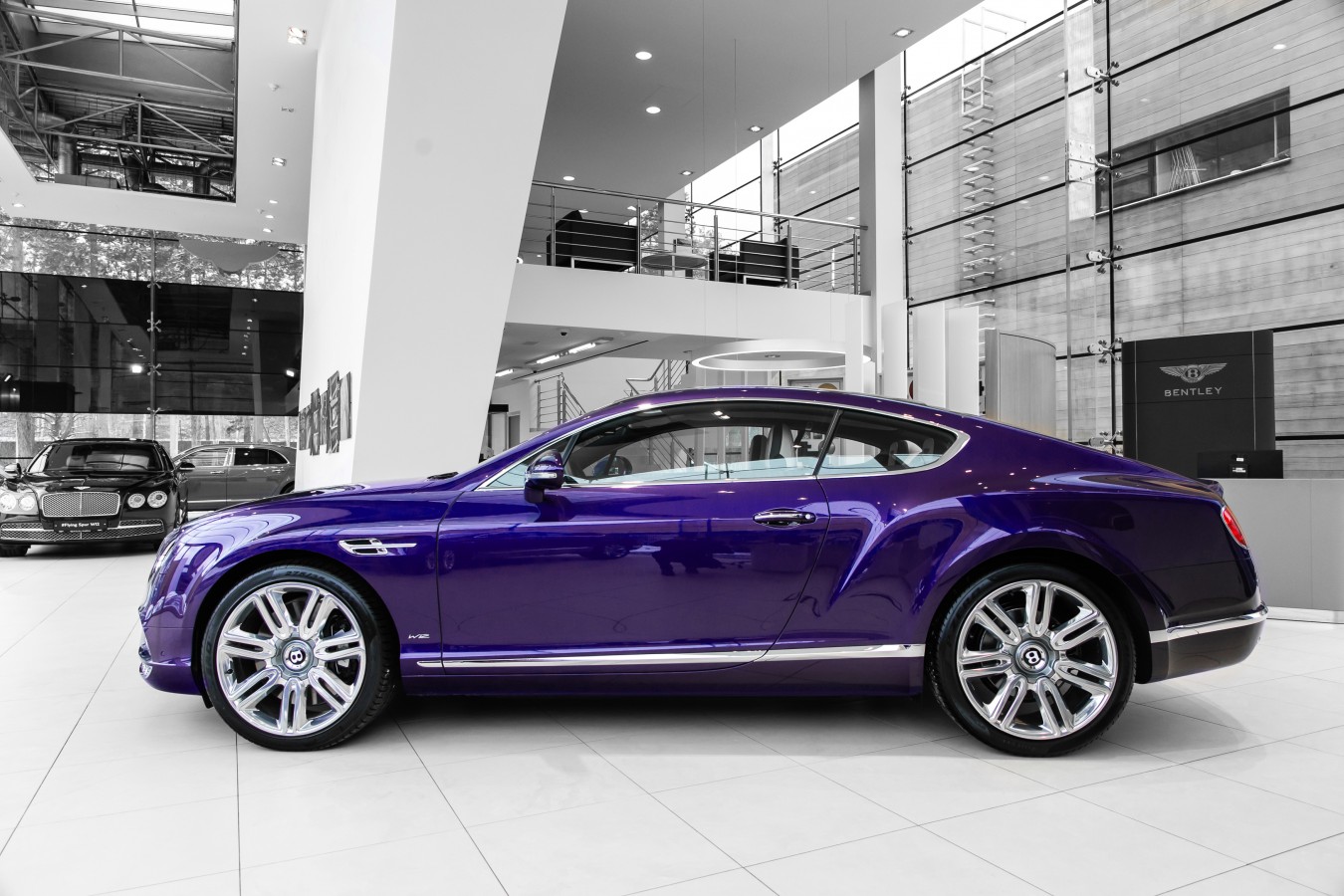 LADY`S COLLECTION SPB - изображение Continental-GT_001-2-1 на luxuryselection.ru!