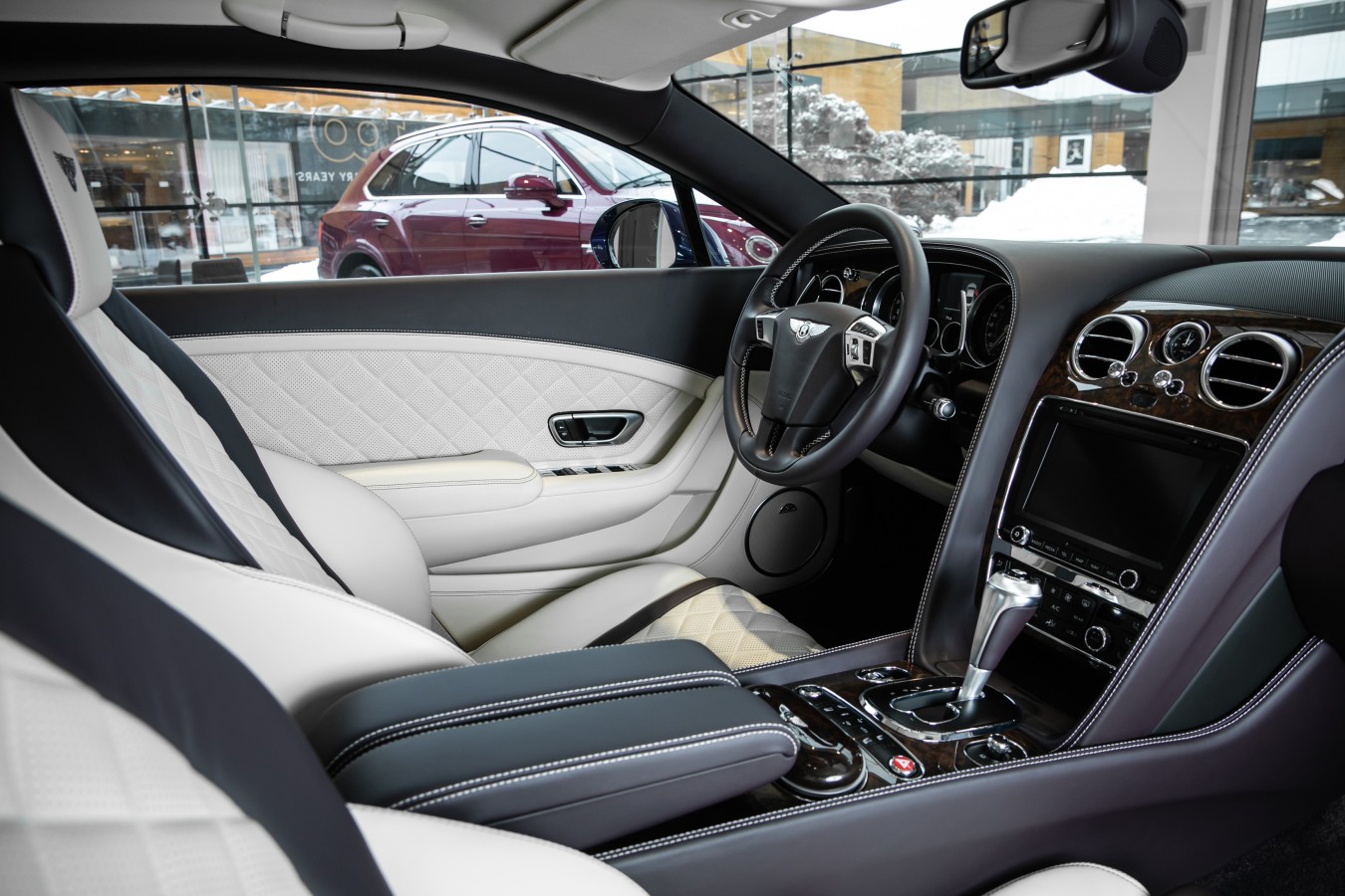 LADY`S COLLECTION SPB - изображение Continental-GT_009 на luxuryselection.ru!