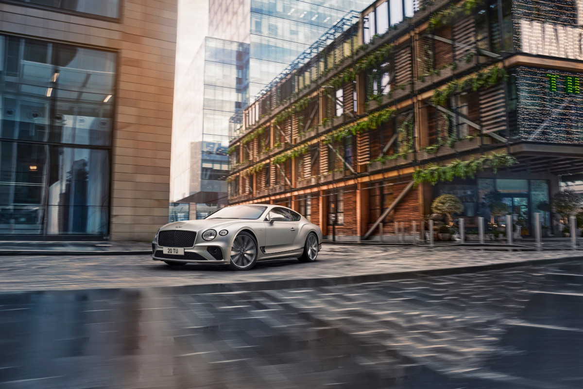 Continental GT Speed - изображение Continental_GT_Speed_22MY_4 на luxuryselection.ru!