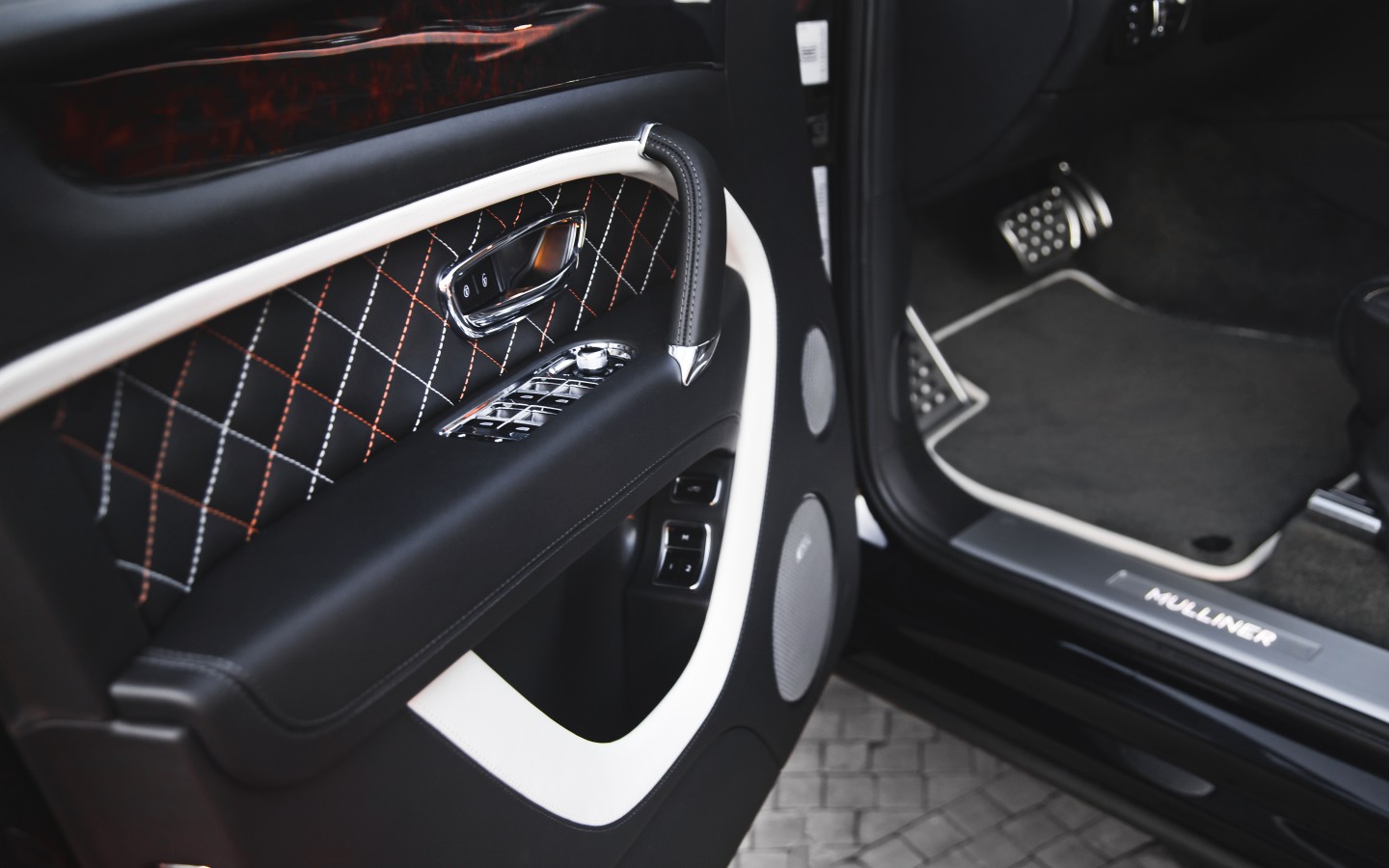 КОЛЛЕКЦИЯ BENTLEY BENTAYGA MULLINER - изображение IMG_0017 на luxuryselection.ru!