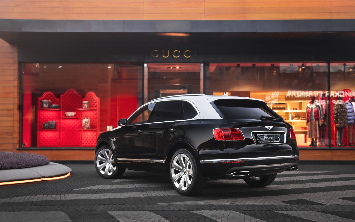 КОЛЛЕКЦИЯ BENTLEY BENTAYGA MULLINER - изображение IMG_0053 на luxuryselection.ru!