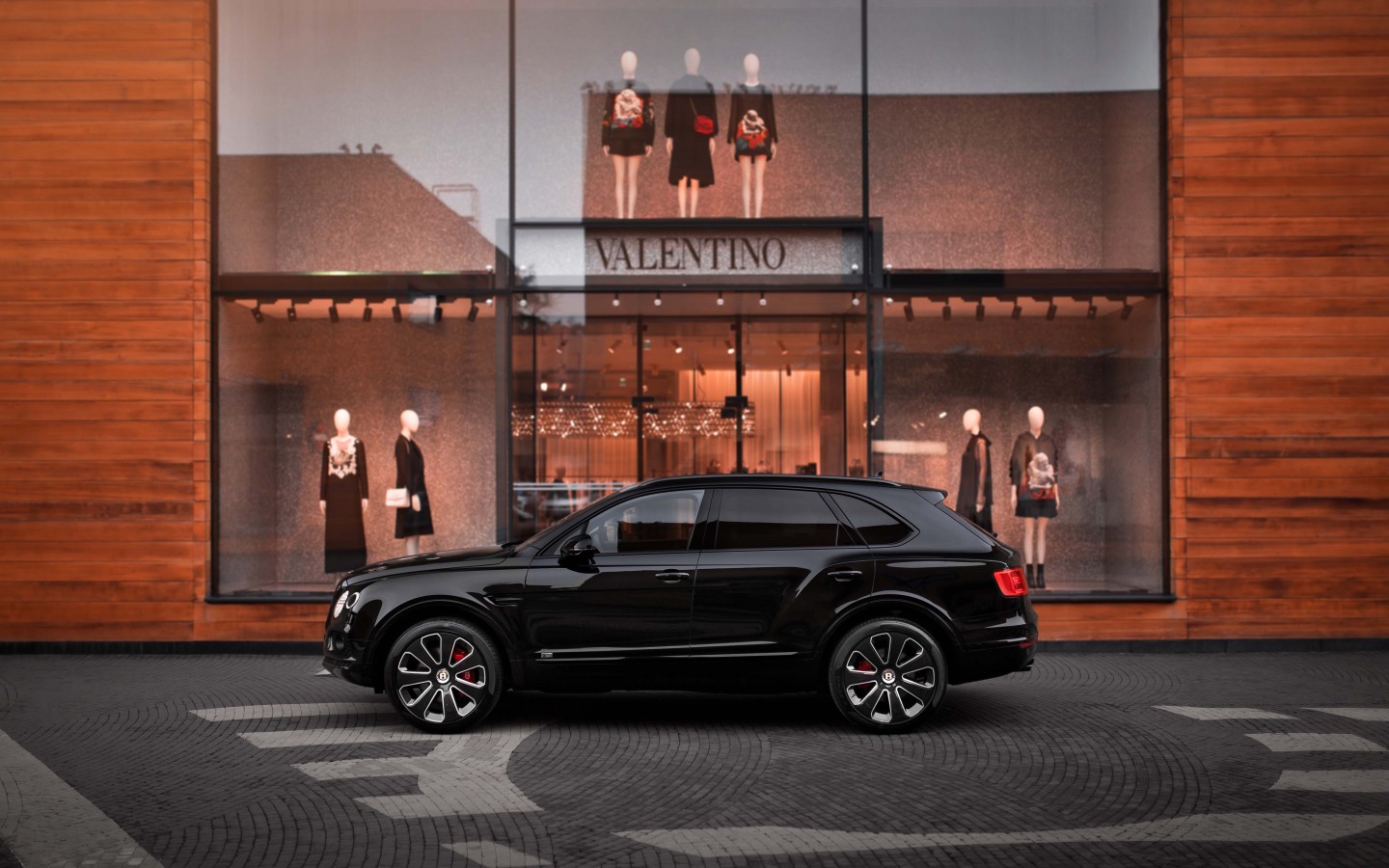 BENTLEY MULLINER COLLECTION - изображение IMG_0116-1 на luxuryselection.ru!