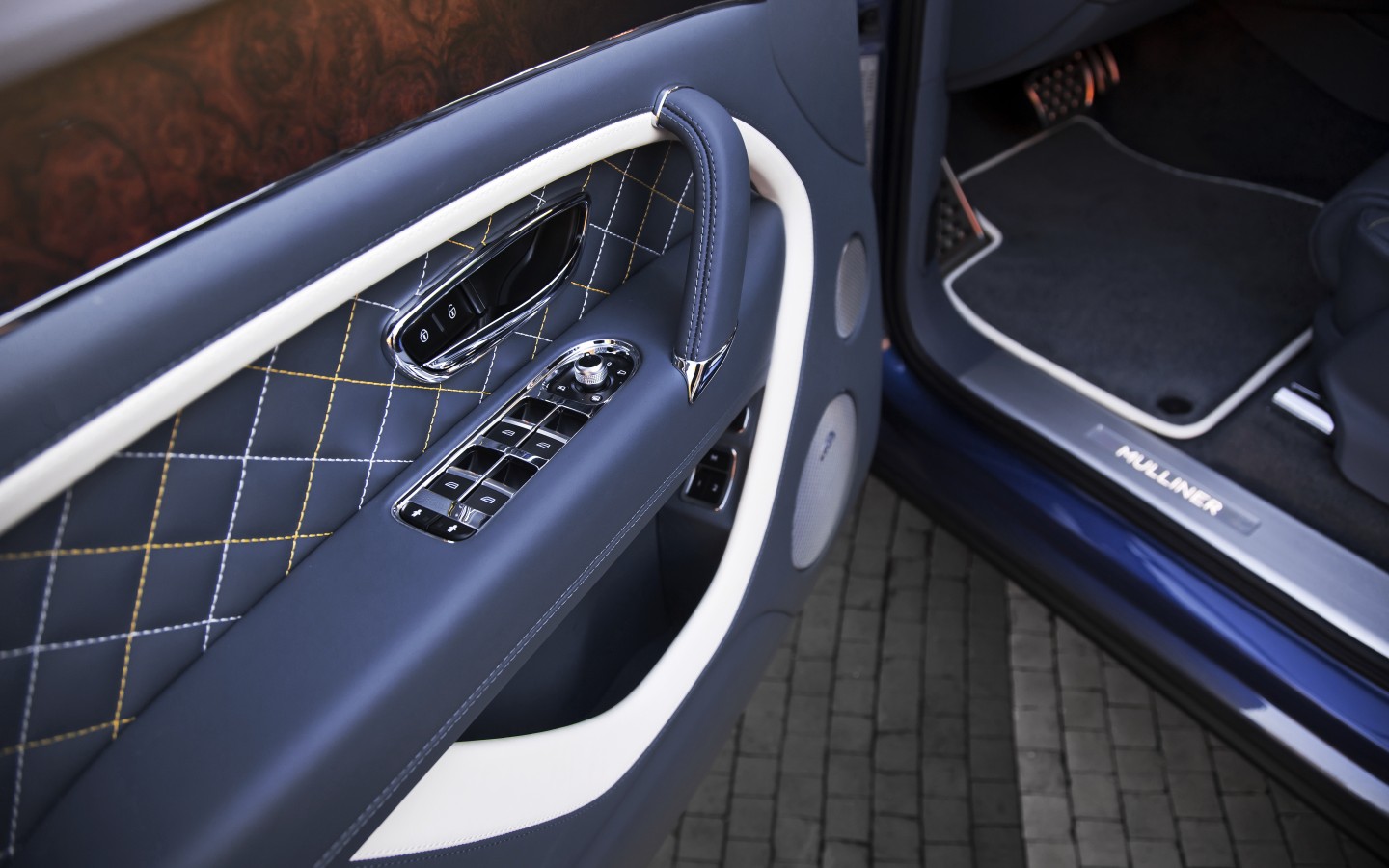 КОЛЛЕКЦИЯ BENTLEY BENTAYGA MULLINER - изображение IMG_0123 на luxuryselection.ru!