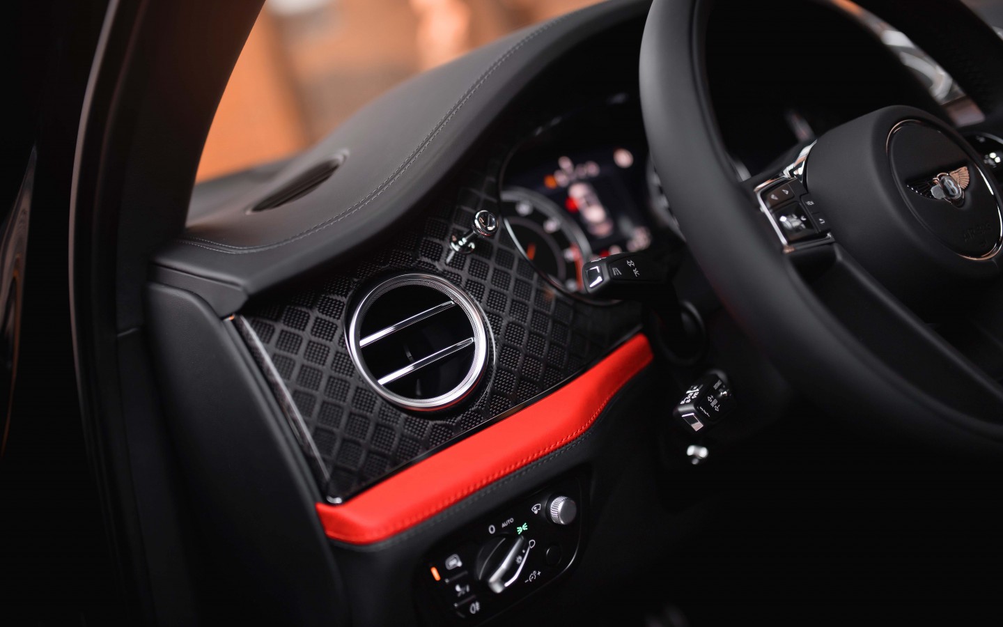 BENTLEY MULLINER COLLECTION - изображение IMG_0124 на luxuryselection.ru!