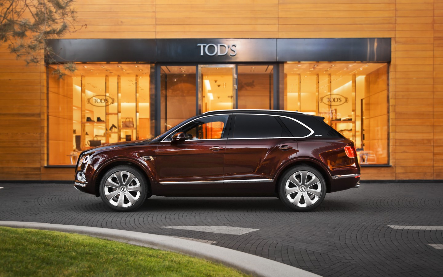 КОЛЛЕКЦИЯ BENTLEY BENTAYGA MULLINER - изображение IMG_0143 на luxuryselection.ru!