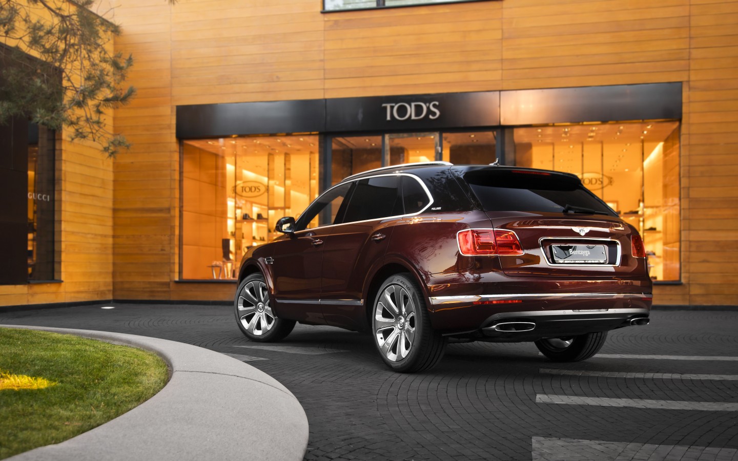 КОЛЛЕКЦИЯ BENTLEY BENTAYGA MULLINER - изображение IMG_0157 на luxuryselection.ru!