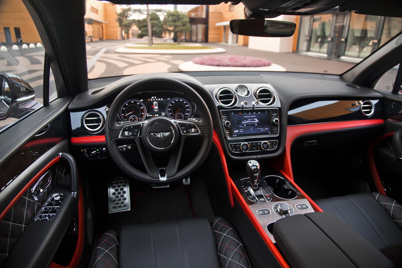 BENTLEY MULLINER COLLECTION - изображение IMG_1169-1 на luxuryselection.ru!