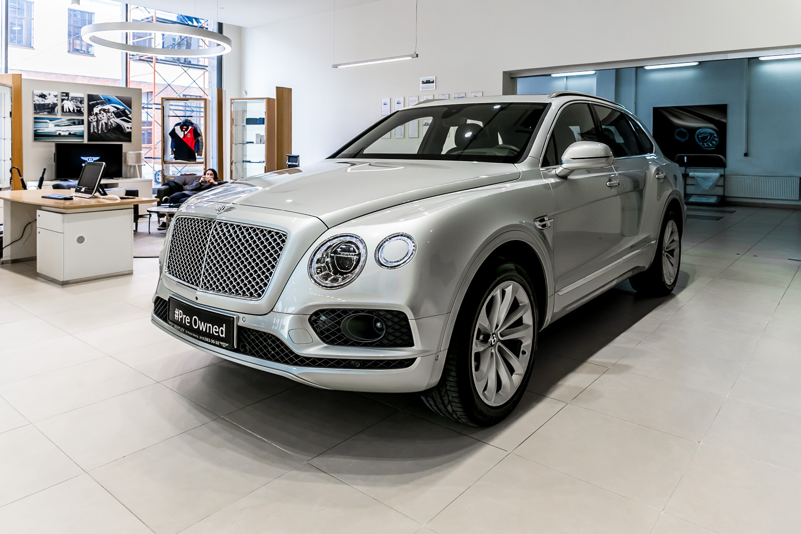 Линейка автомобилей с пробегом в Bentley Cанкт-Петербург - изображение IMG_3619 на luxuryselection.ru!