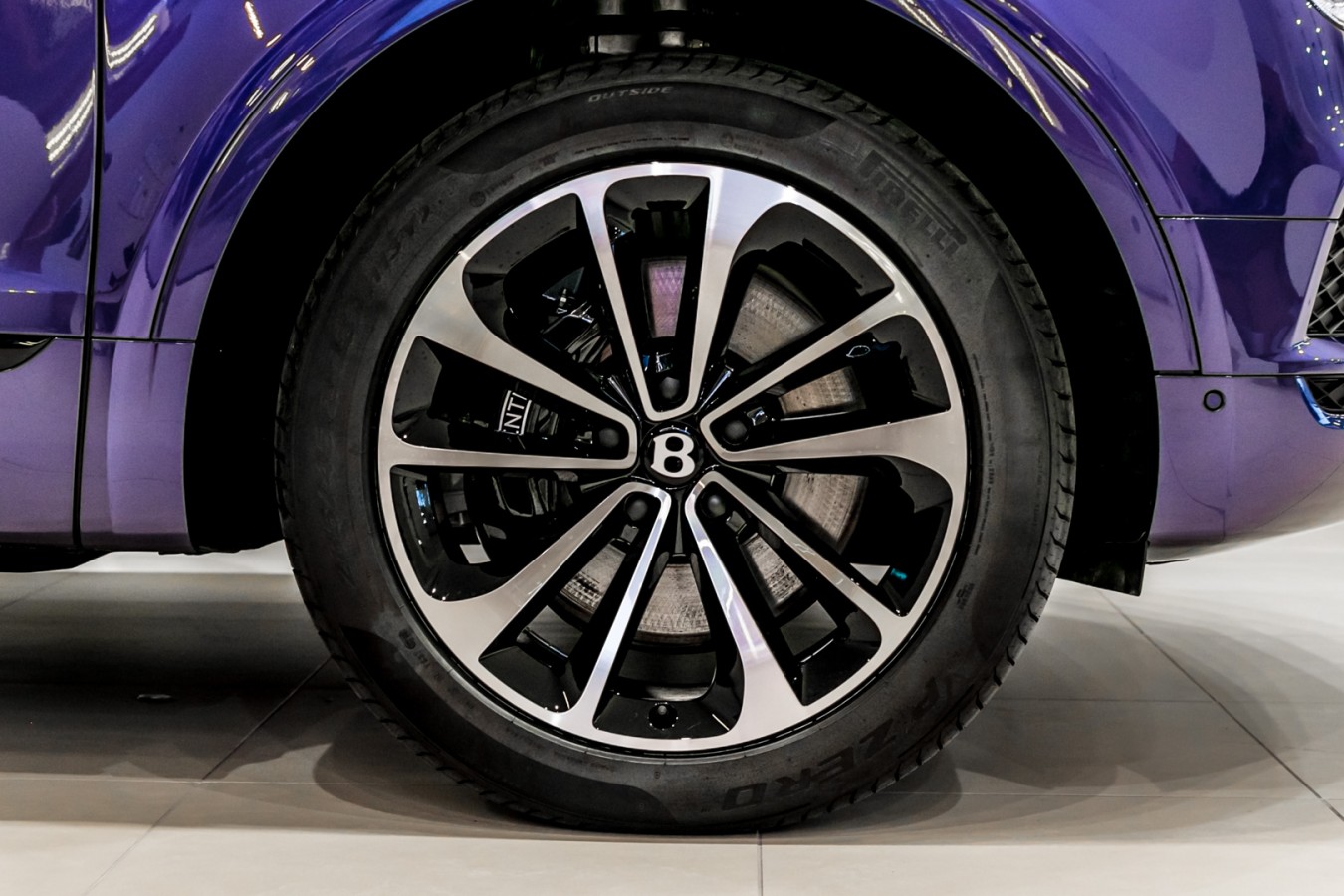 BENTAYGA DIESEL - изображение IMG_4115 на luxuryselection.ru!