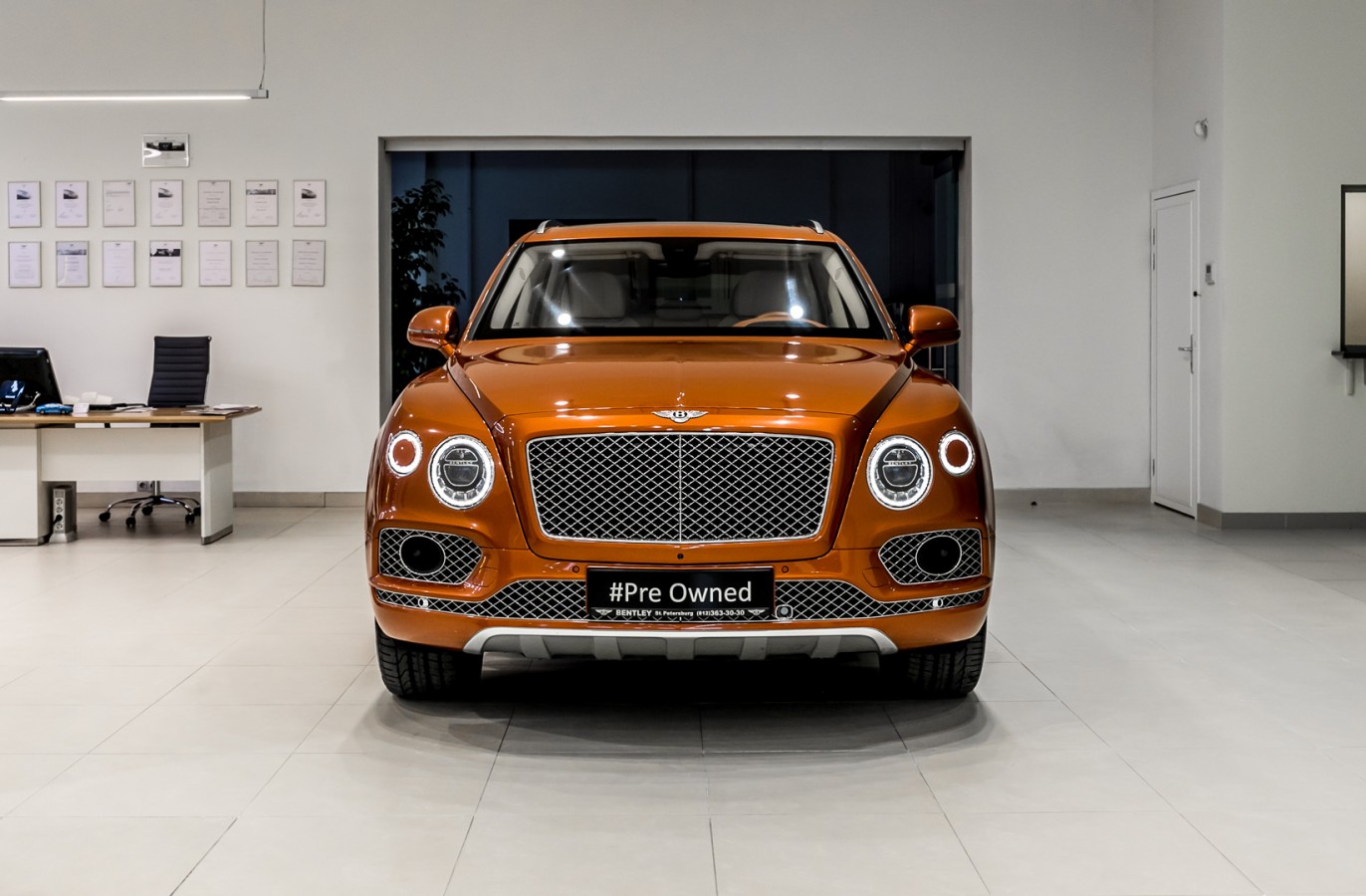 Линейка автомобилей с пробегом в Bentley Cанкт-Петербург - изображение IMG_4289 на luxuryselection.ru!