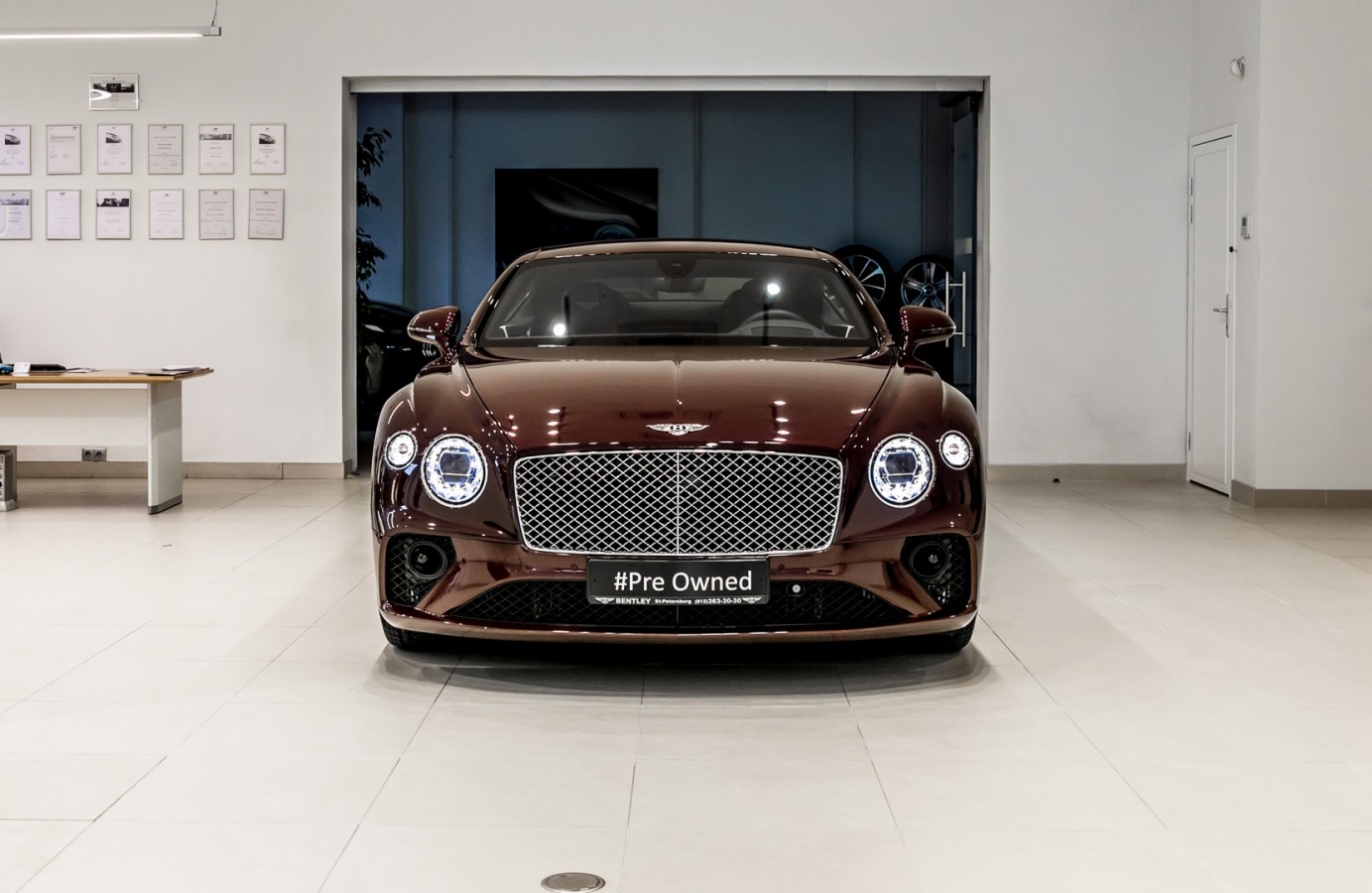 Линейка автомобилей с пробегом в Bentley Cанкт-Петербург - изображение IMG_4321 на luxuryselection.ru!