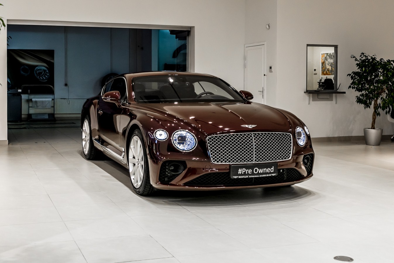 Линейка автомобилей с пробегом в Bentley Cанкт-Петербург - изображение IMG_4323 на luxuryselection.ru!