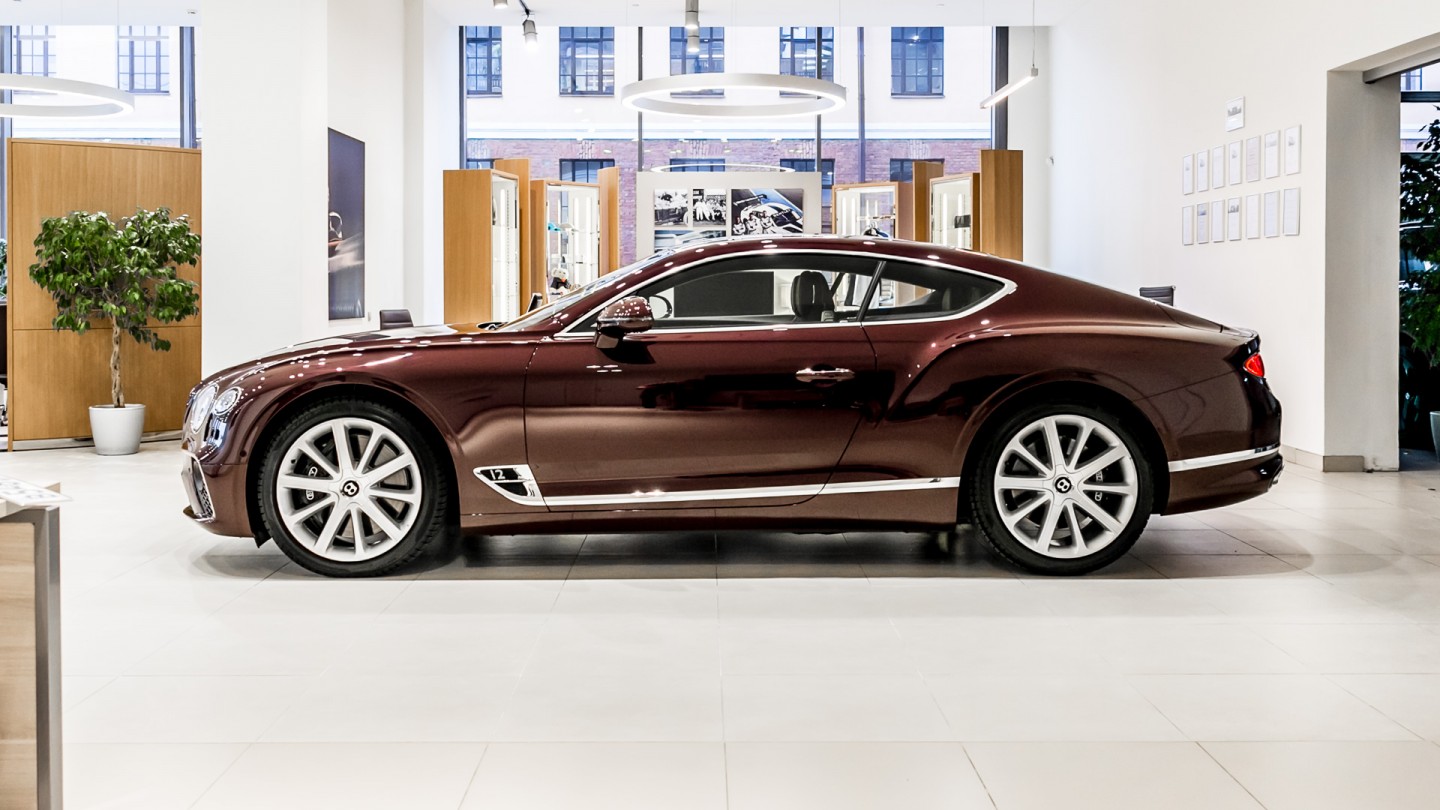Линейка автомобилей с пробегом в Bentley Cанкт-Петербург - изображение IMG_4331 на luxuryselection.ru!