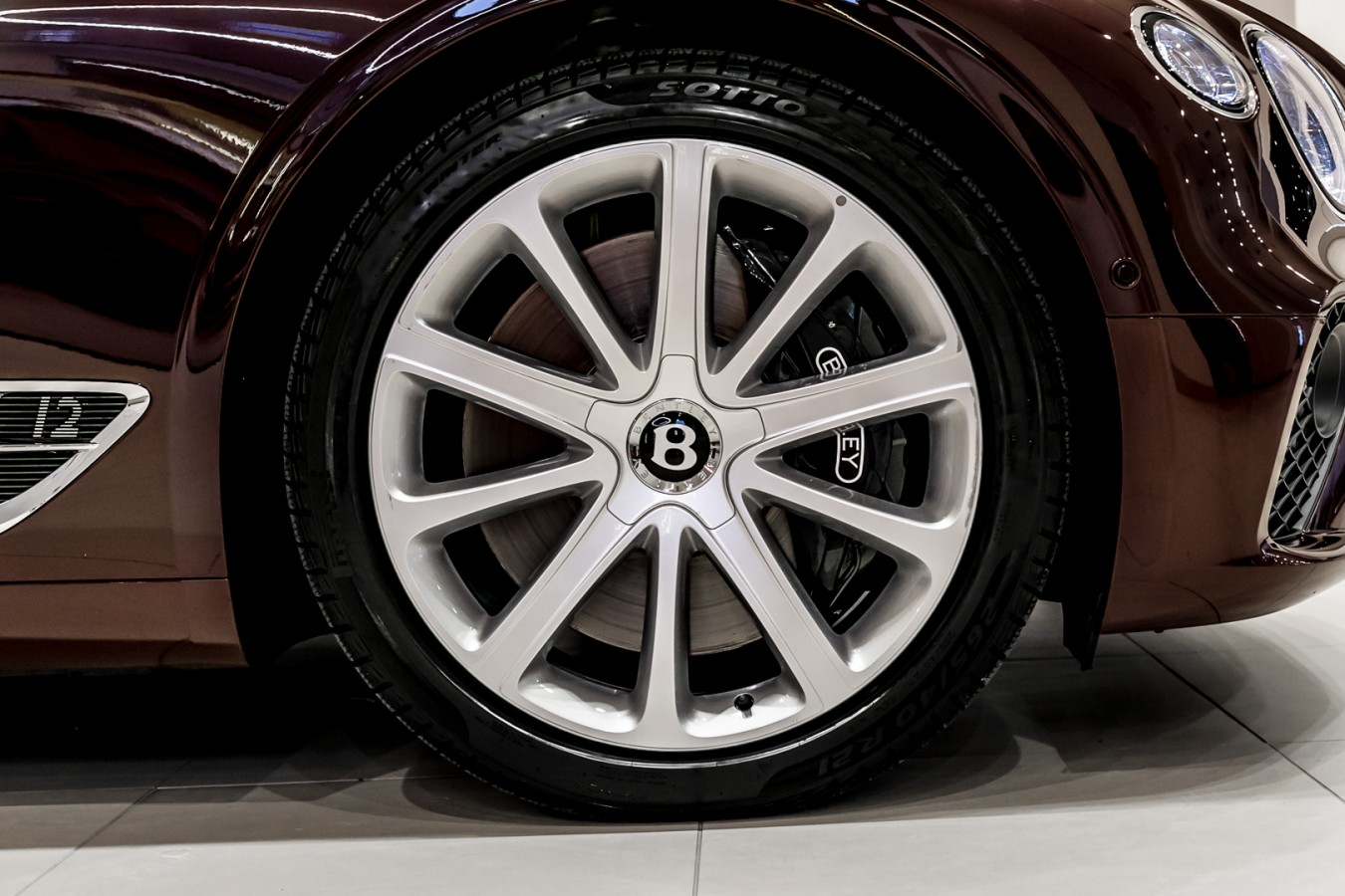 Линейка автомобилей с пробегом в Bentley Cанкт-Петербург - изображение IMG_4334 на luxuryselection.ru!