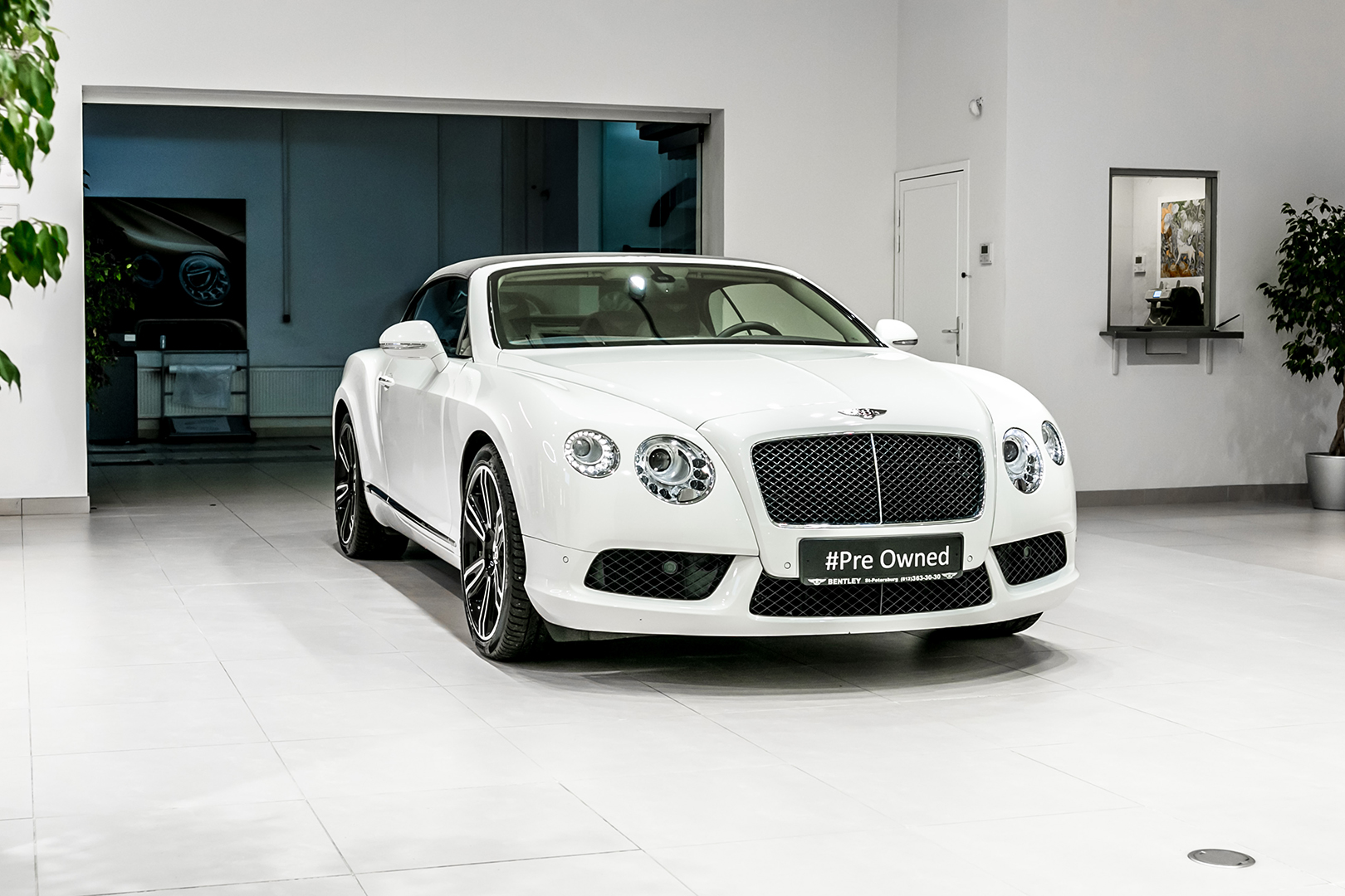Линейка автомобилей с пробегом в Bentley Cанкт-Петербург - изображение IMG_4413 на luxuryselection.ru!