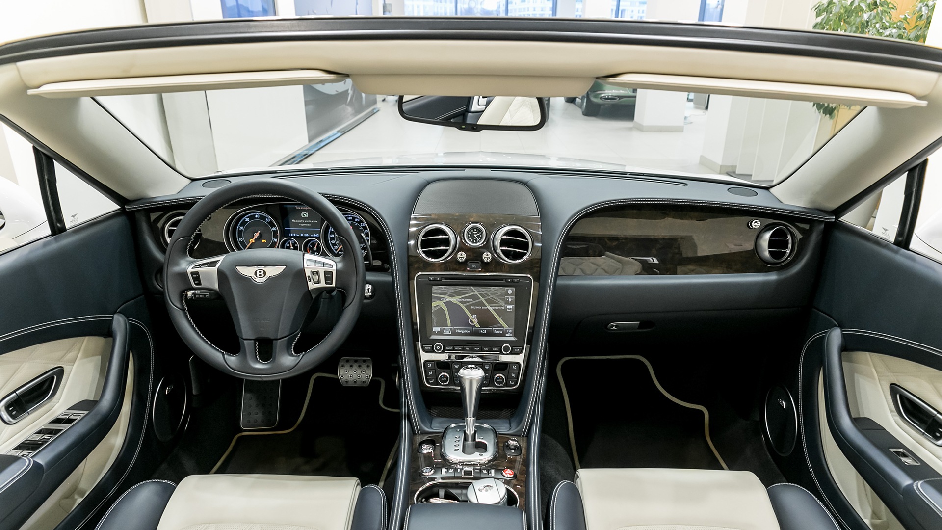 Линейка автомобилей с пробегом в Bentley Cанкт-Петербург - изображение IMG_4424 на luxuryselection.ru!