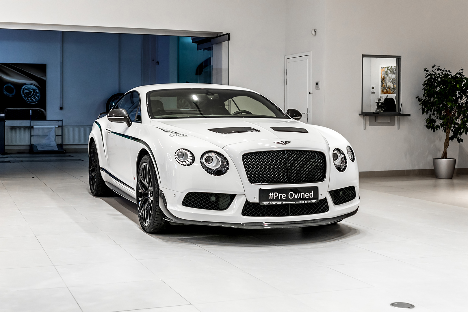 Линейка автомобилей с пробегом в Bentley Cанкт-Петербург - изображение IMG_4869 на luxuryselection.ru!