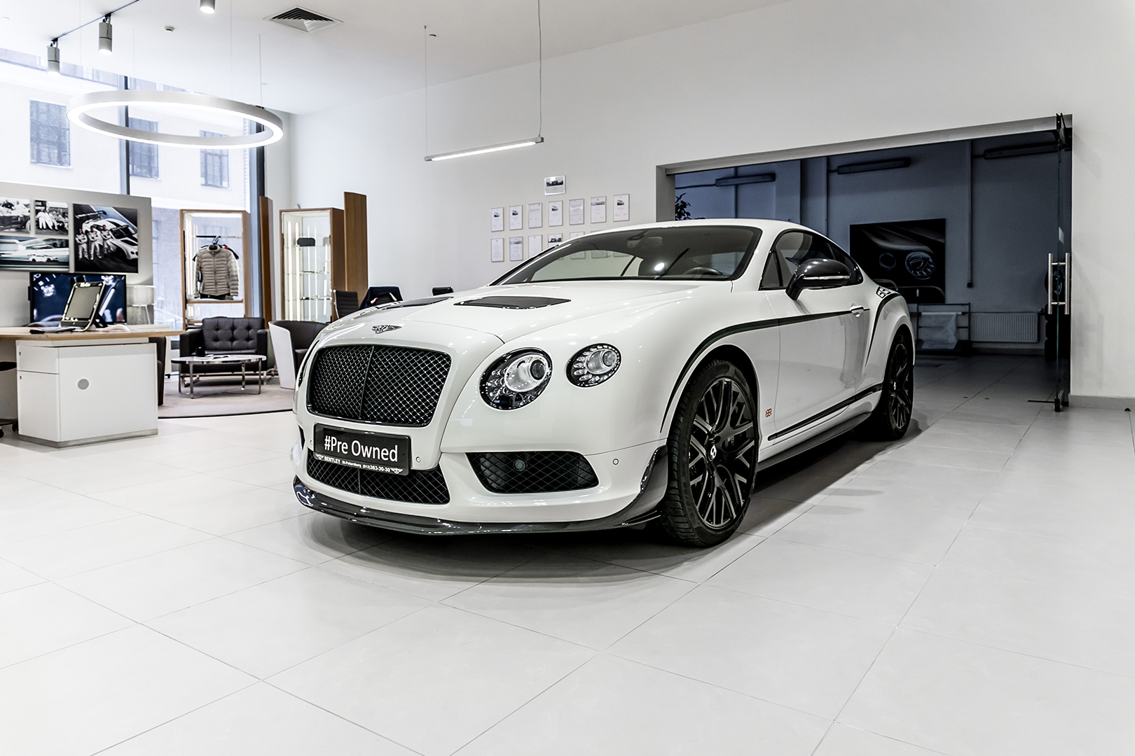 Линейка автомобилей с пробегом в Bentley Cанкт-Петербург - изображение IMG_4873 на luxuryselection.ru!