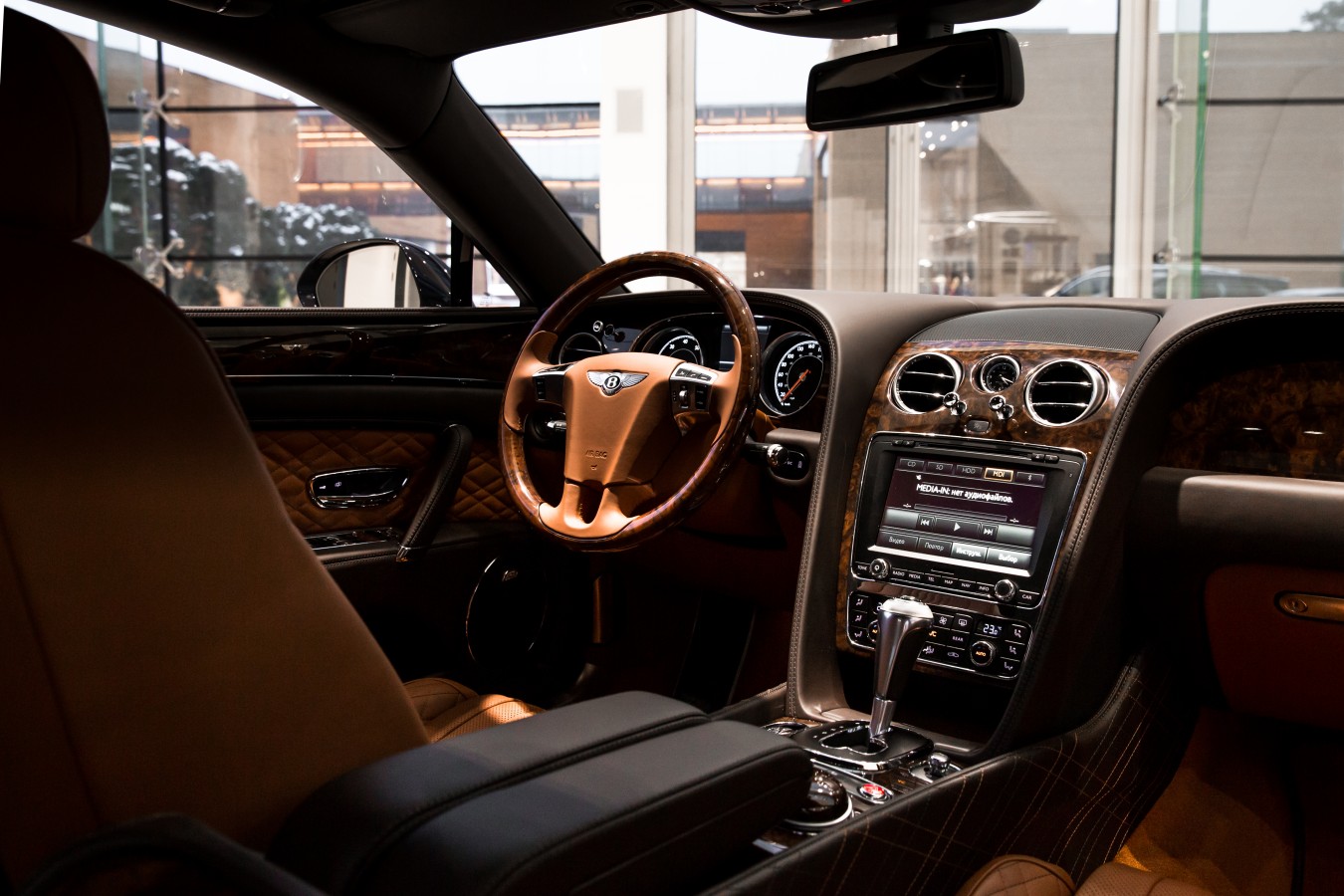 СОЗДАНО ВРУЧНУЮ В ВЕЛИКОБРИТАНИИ, ВЫБРАНО С ЛЮБОВЬЮ В РОССИИ - изображение NICK99672 на luxuryselection.ru!