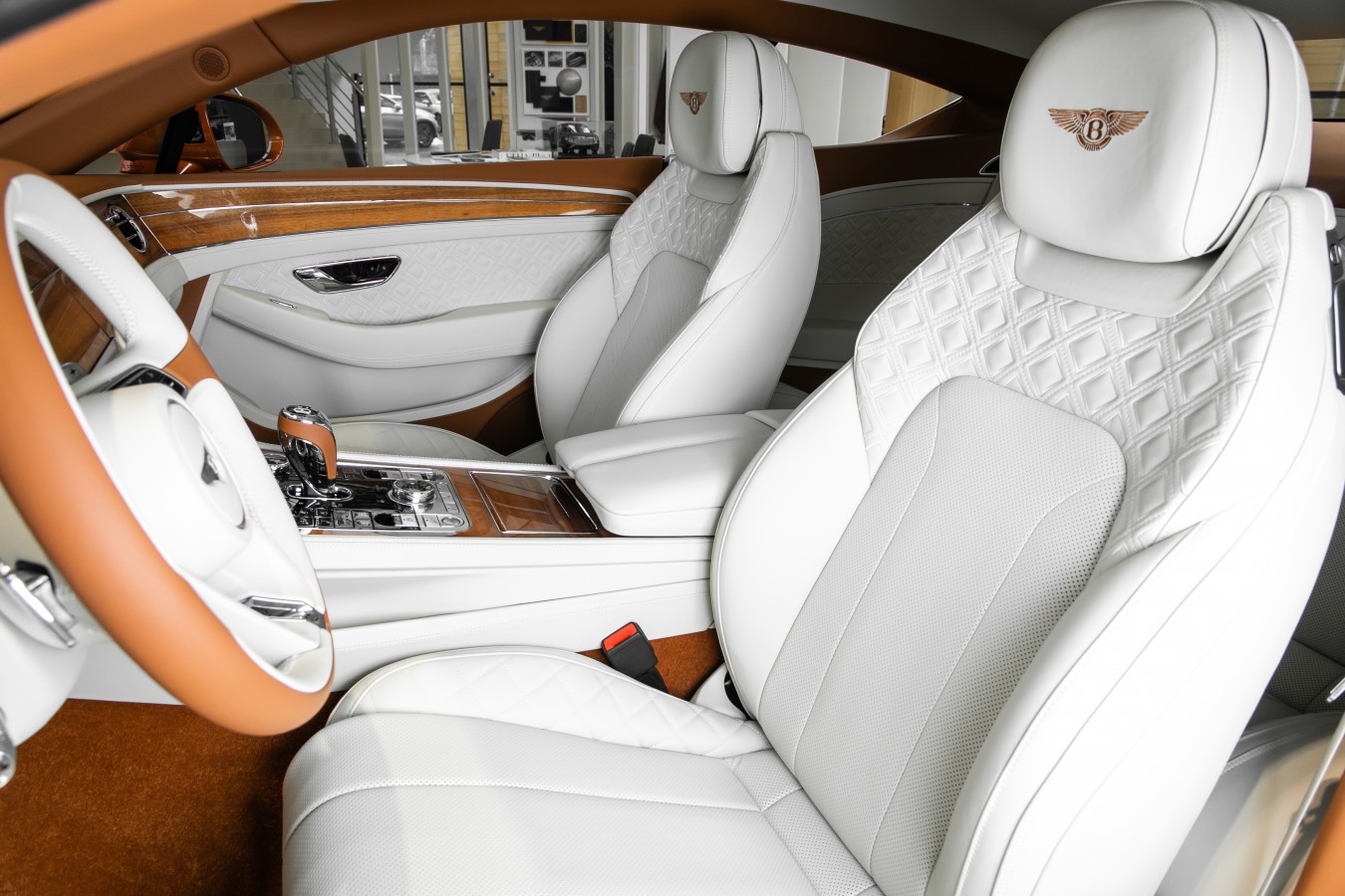 LADY`S COLLECTION SPB - изображение New-Continental-GT-2_026 на luxuryselection.ru!