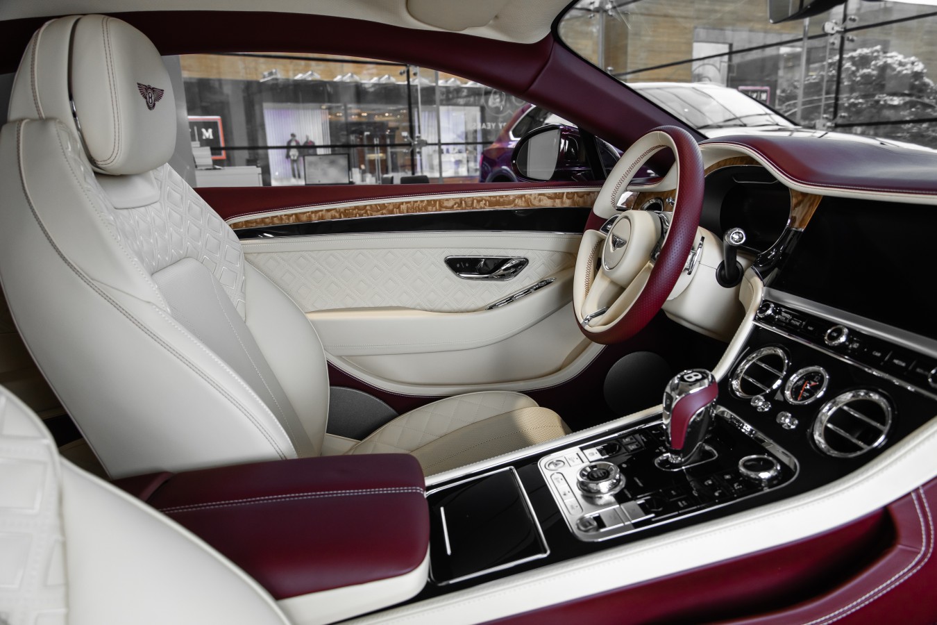 LADY`S COLLECTION SPB - изображение New-Continental-GT_011 на luxuryselection.ru!