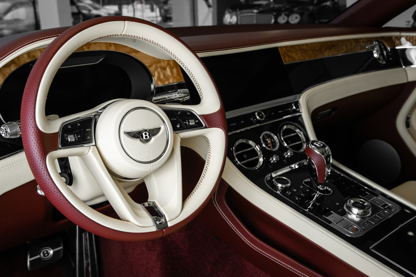 LADY`S COLLECTION SPB - изображение New-Continental-GT_018 на luxuryselection.ru!