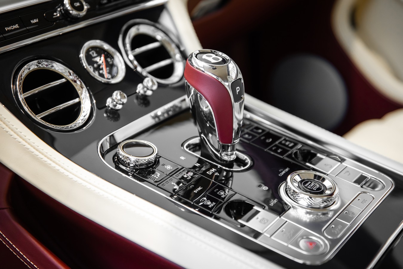 LADY`S COLLECTION SPB - изображение New-Continental-GT_020 на luxuryselection.ru!