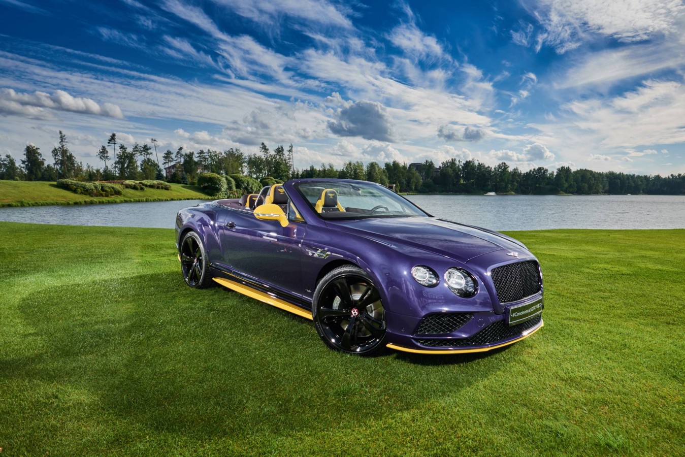 ПРОДЛИТЕ УДОВОЛЬСТВИЕ ЛЕТНЕГО СЕЗОНА! С BENTLEY GT CONVERTIBLE - изображение STO_4994 на luxuryselection.ru!