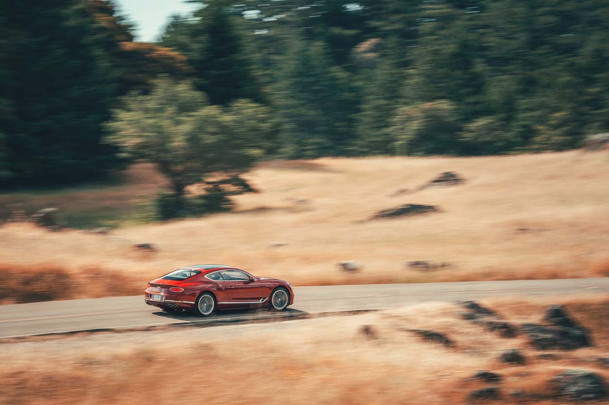 Continental GT V8 - изображение jpeg-Imagery_Continental-GT-V8_21MY_Continental-GT-V8-Dragon-Red-3 на luxuryselection.ru!